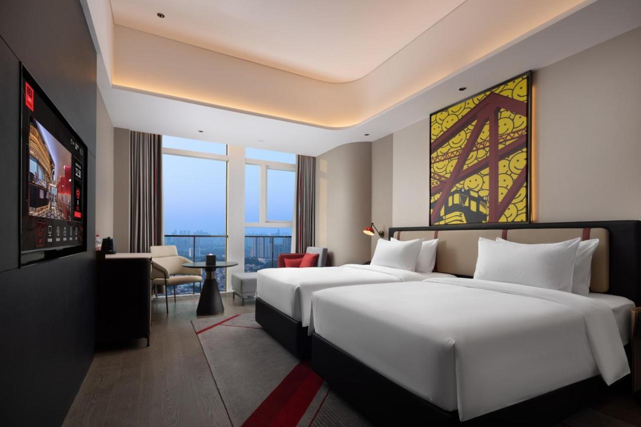 Radisson Red Guangzhou South Railway Station Hotel Room photo