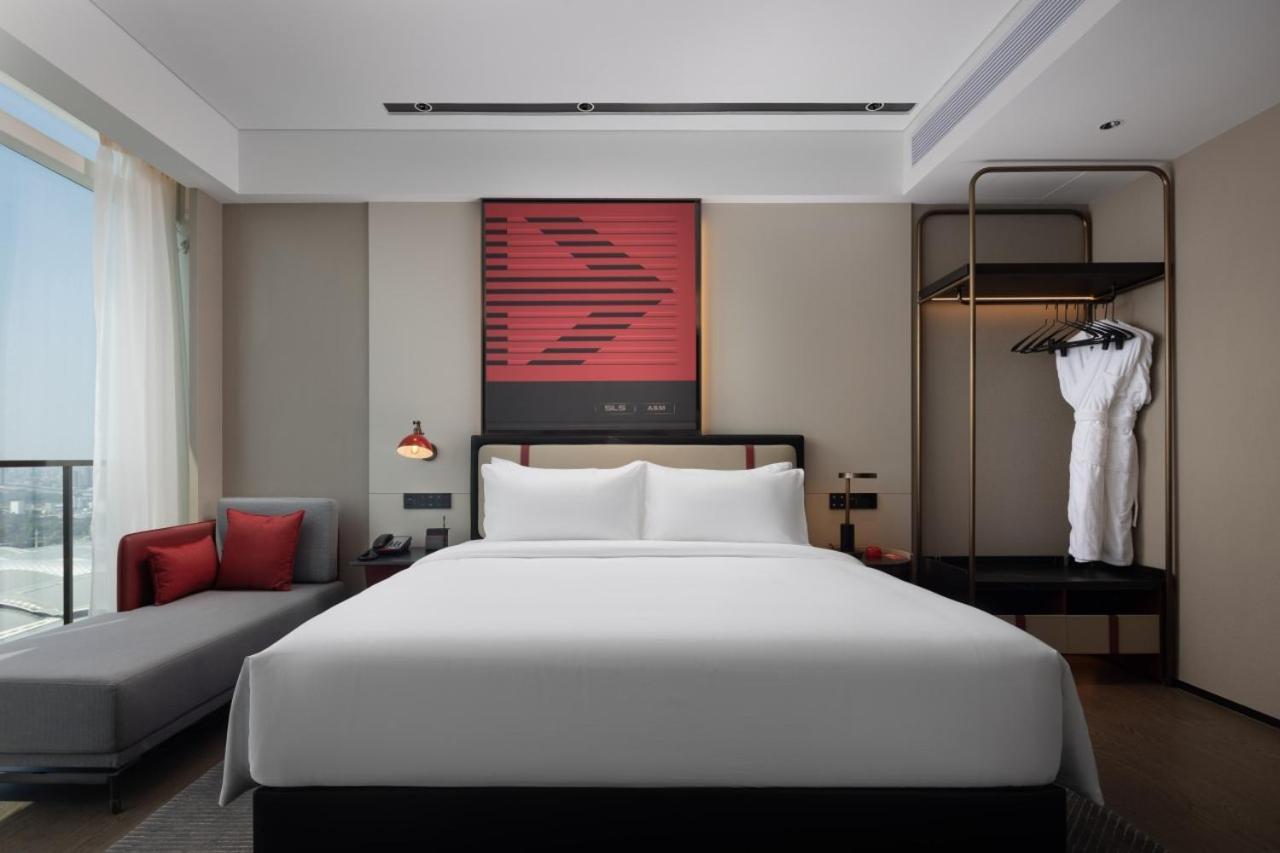 Radisson Red Guangzhou South Railway Station Hotel Exterior photo